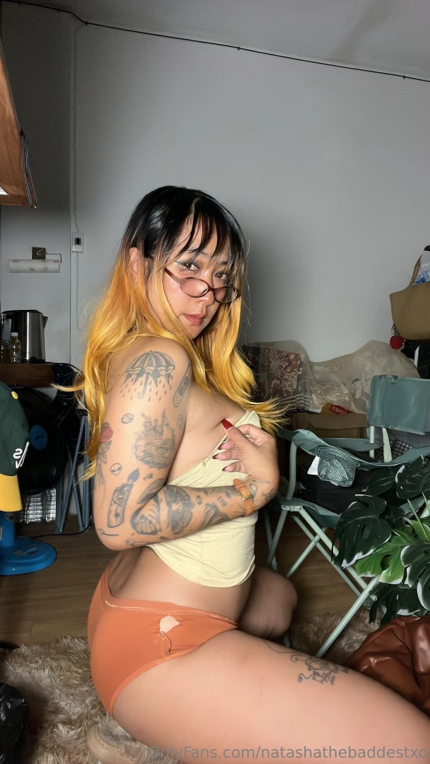 You can t resist me can you let me prove it 