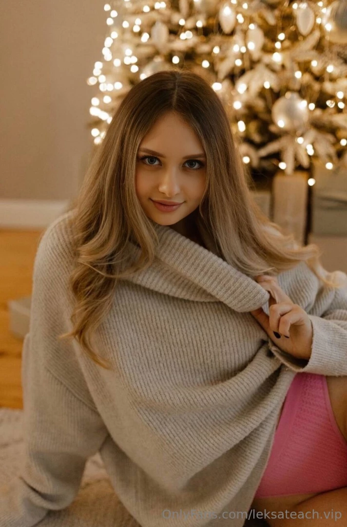 Hot teacher this sexy girl eleon0ra doesn t mind rocking out with her part 550 