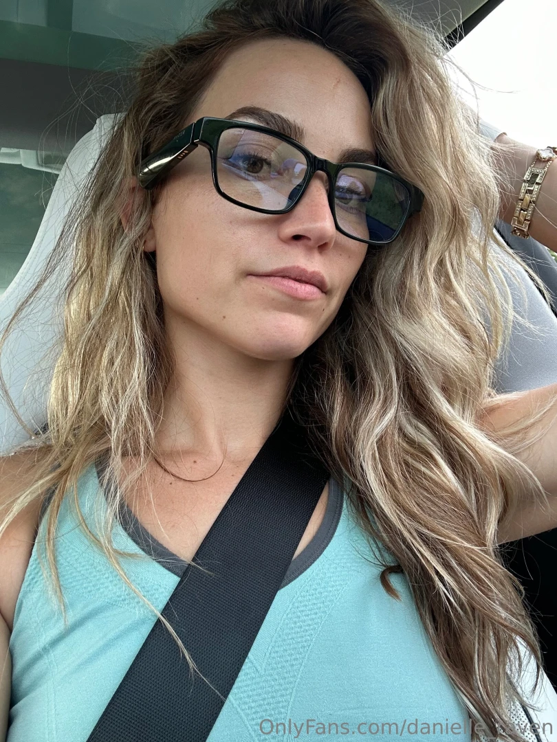 My live has to be moved to tomorrow or saturday will you be there 