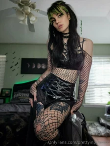 I expect you to get on your knees without hesitation part 2