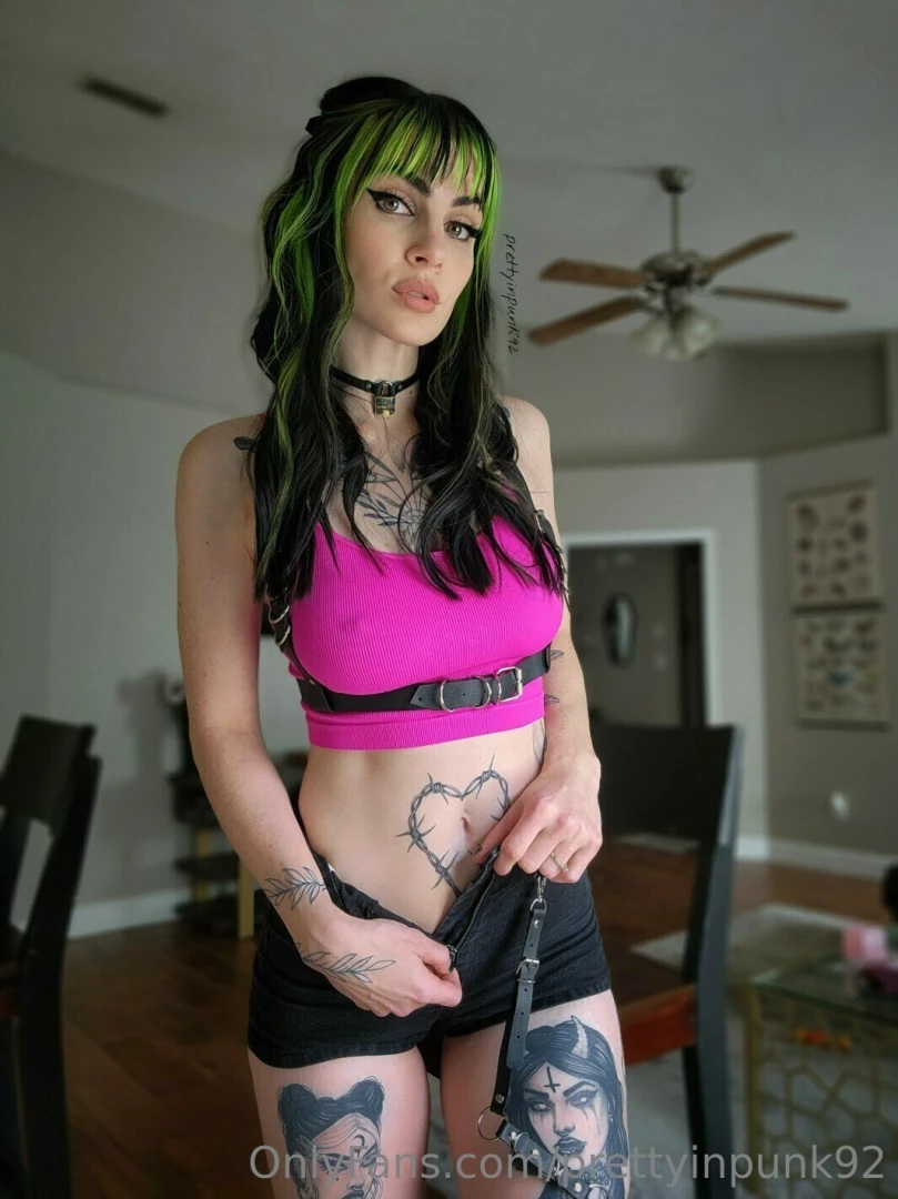 Let s be clear im only wearing something other than black so i can part 2 