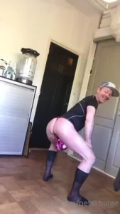 Shaking that bulge