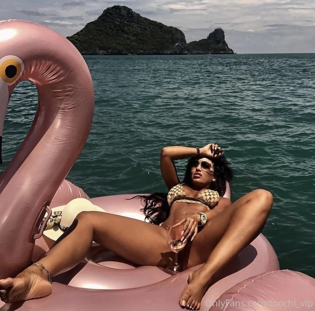 I ll let you guess am i wearing underwear or not 