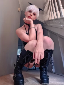 You look pathetic down there you know part 1