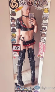 My big boots arrived bow down and simp part 3