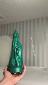 Next months free full-length resub video i saw this toy on reddit and
