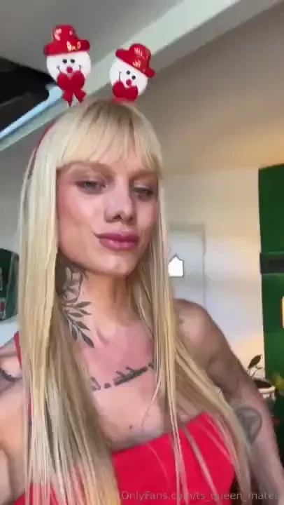 It s christmas day let s make it the most lit christmas ever 