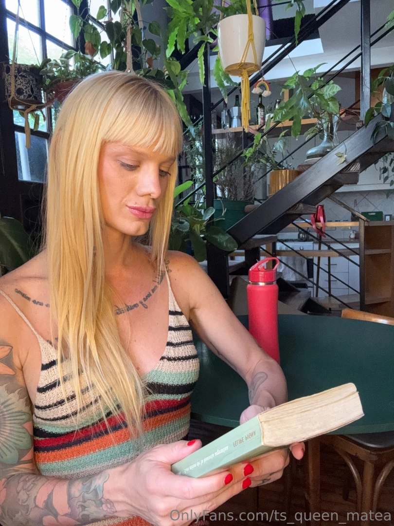 Reading is my personal time machine today i can dive into a mysterious 