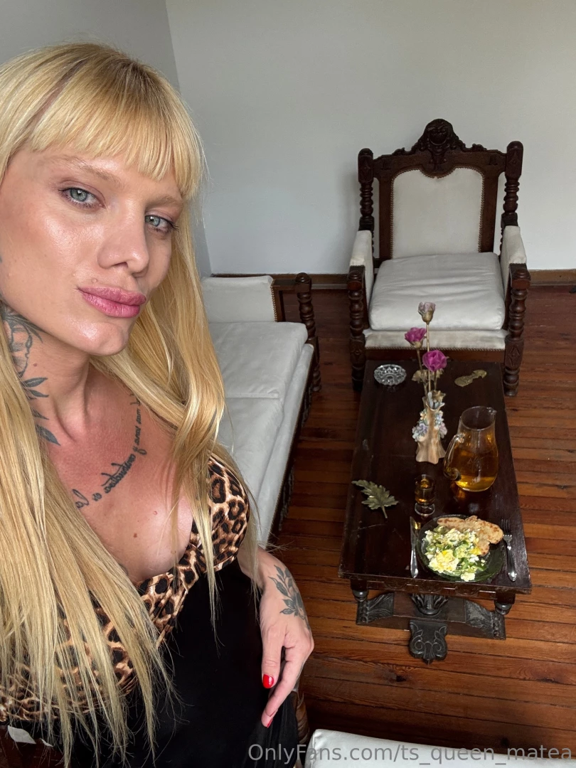 Your messages always make me smile thanks for being here with me 