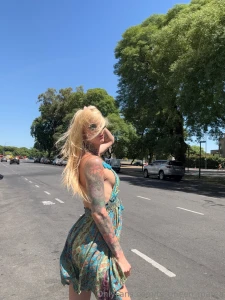 Walking nowhere special but feeling everything my mood open hair open