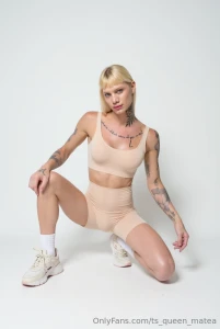 Sweat is just my body sayingthank you strong thighs slow breath and