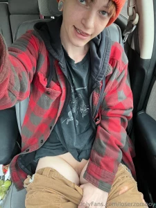 Cant keep my hands off my tcock