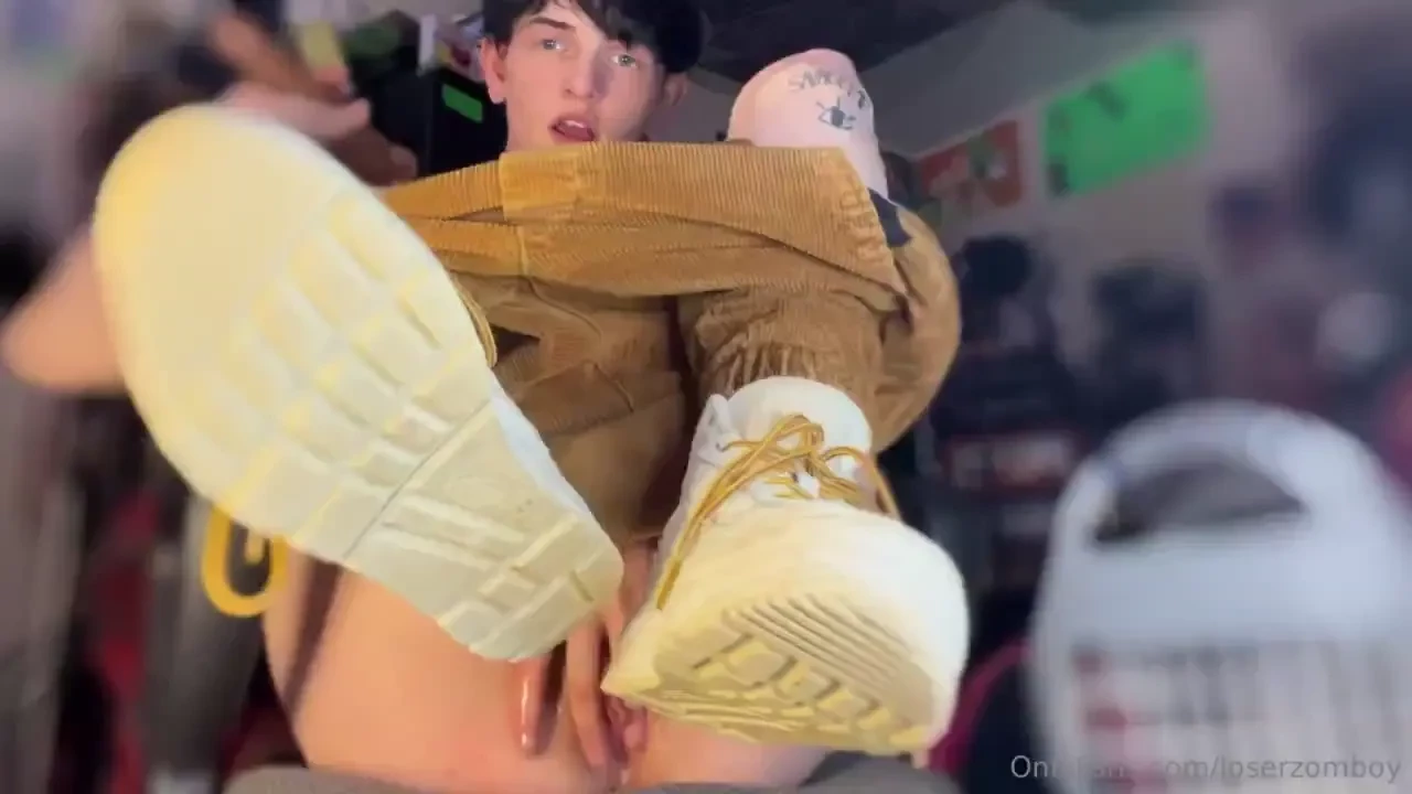 Too too horny to get my pants all th way off i just needed to fuck 