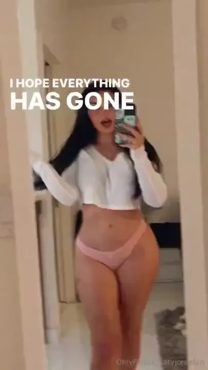 Happy monday from me to you see you in my dm s 