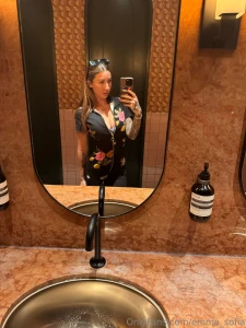 Don t give me alcohol and a phone in a bathroom lol