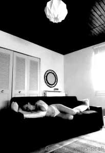 La diva sur le divan