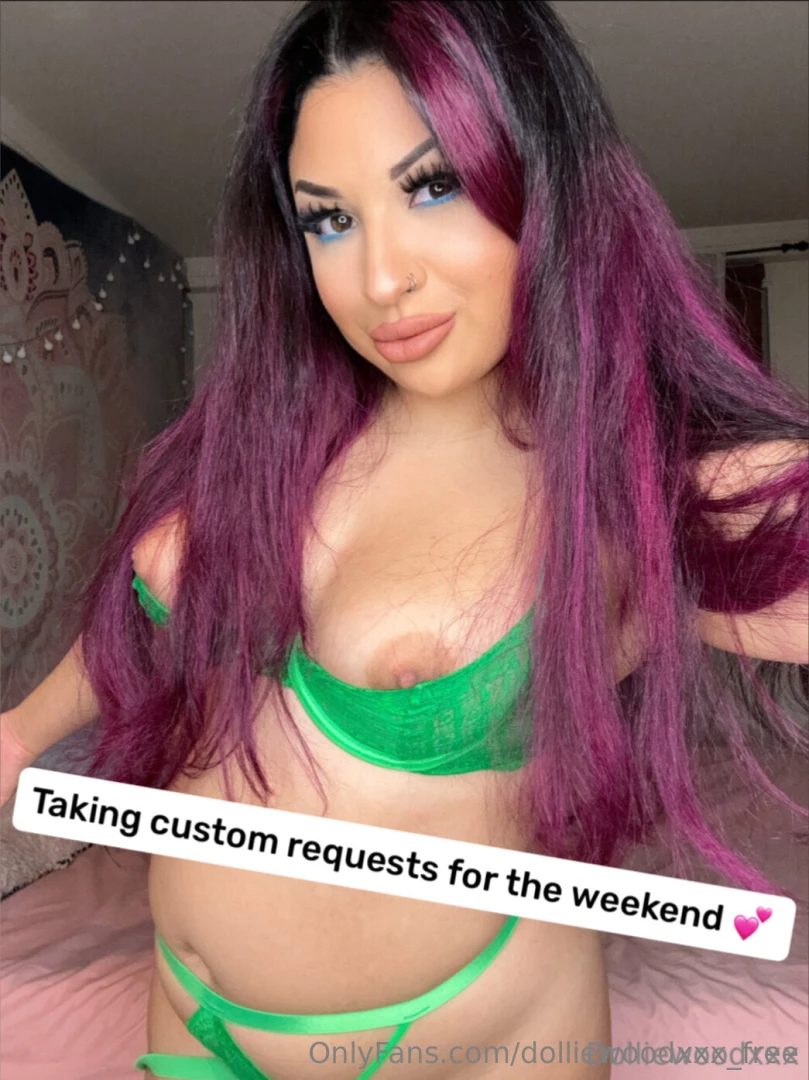 Step into my world of cosplay and kink 