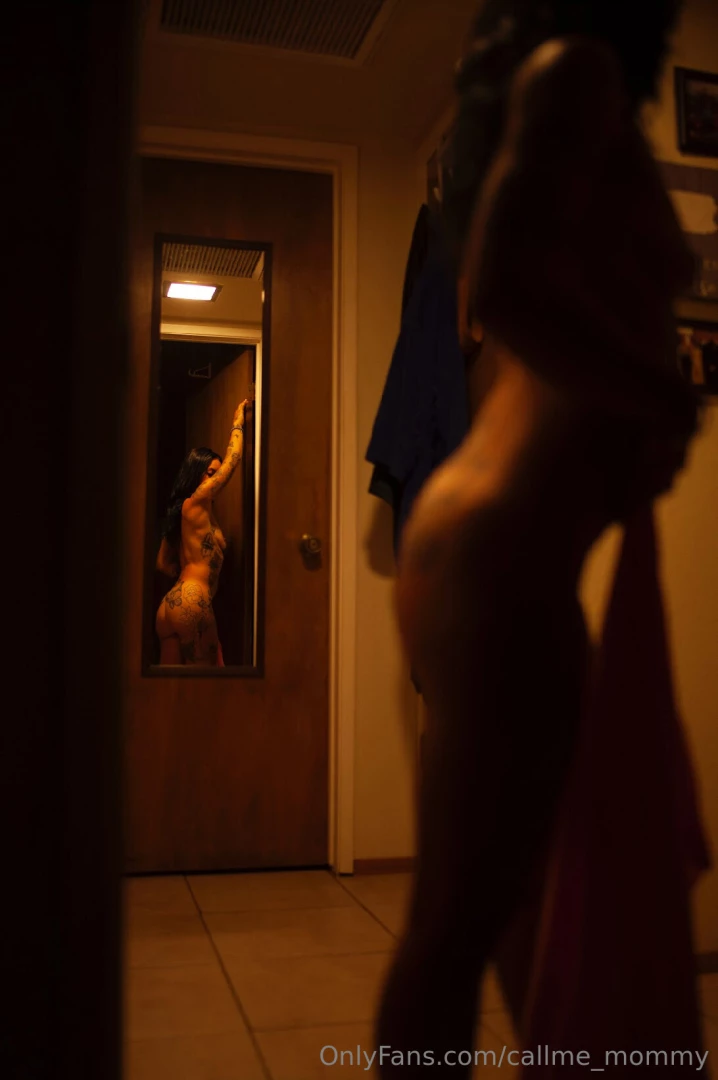 Dont just watch me from the mirror come touch me part 2 