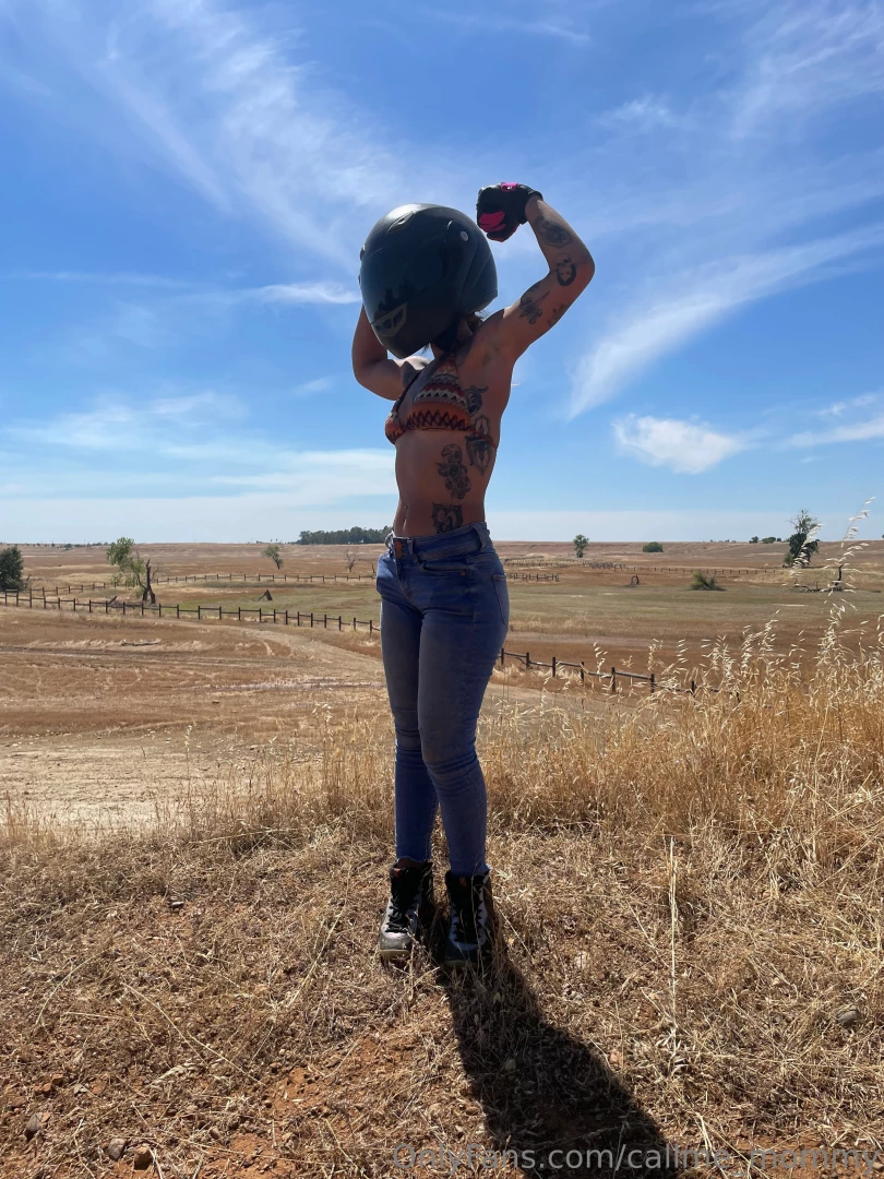 Get you a girl that knows how to ride and i dont just mean the part 3 