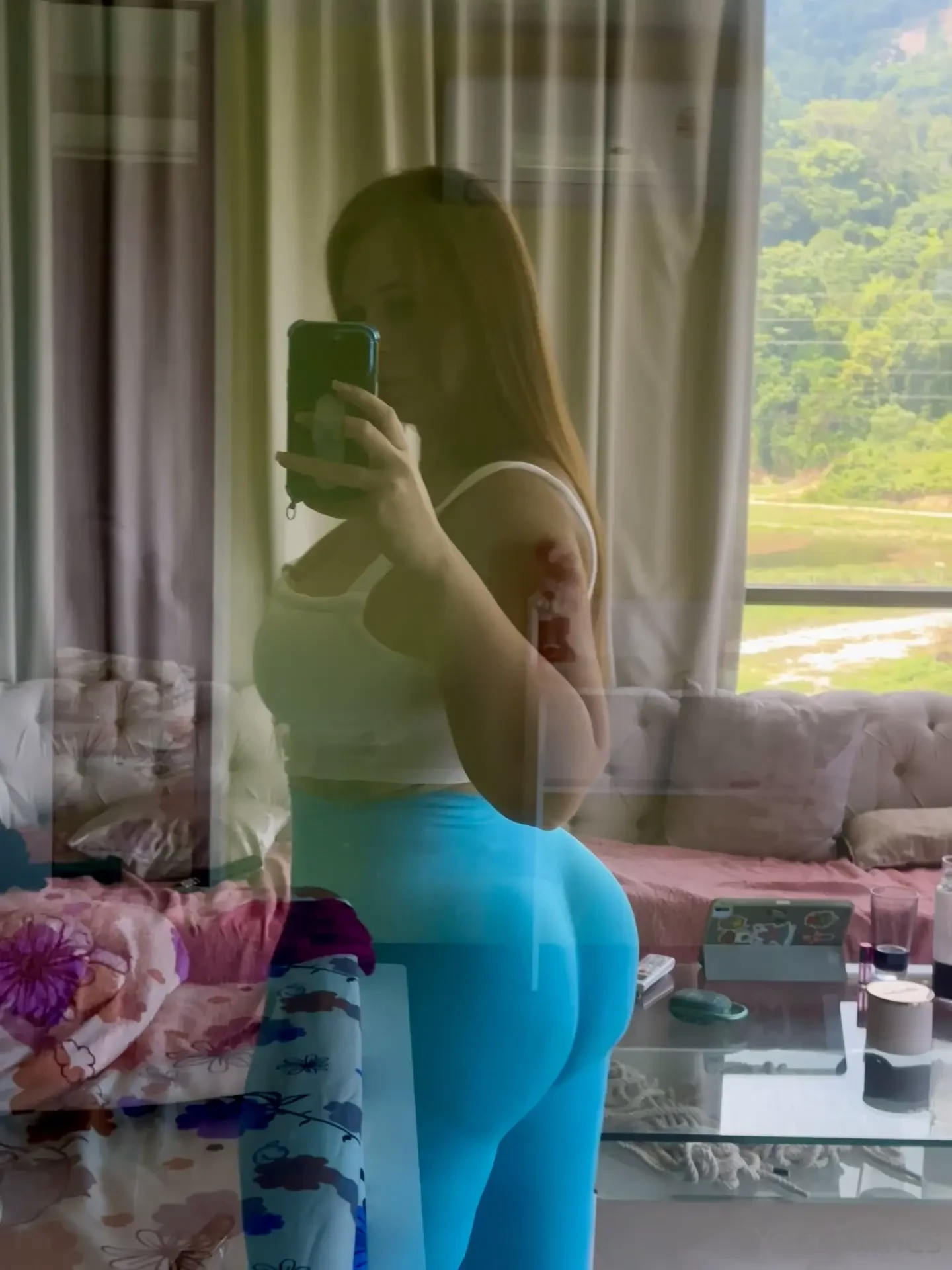 Good luck focusing after seeing this part 2 