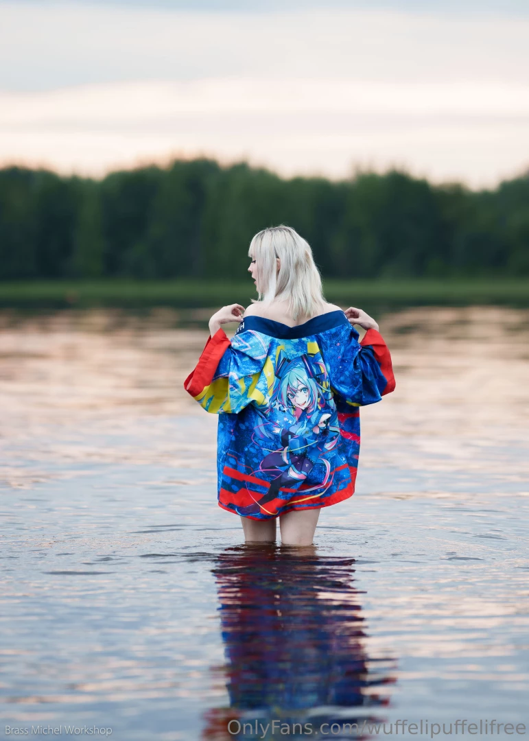 Omg hatsune miku is that youu brassmichel part 1 