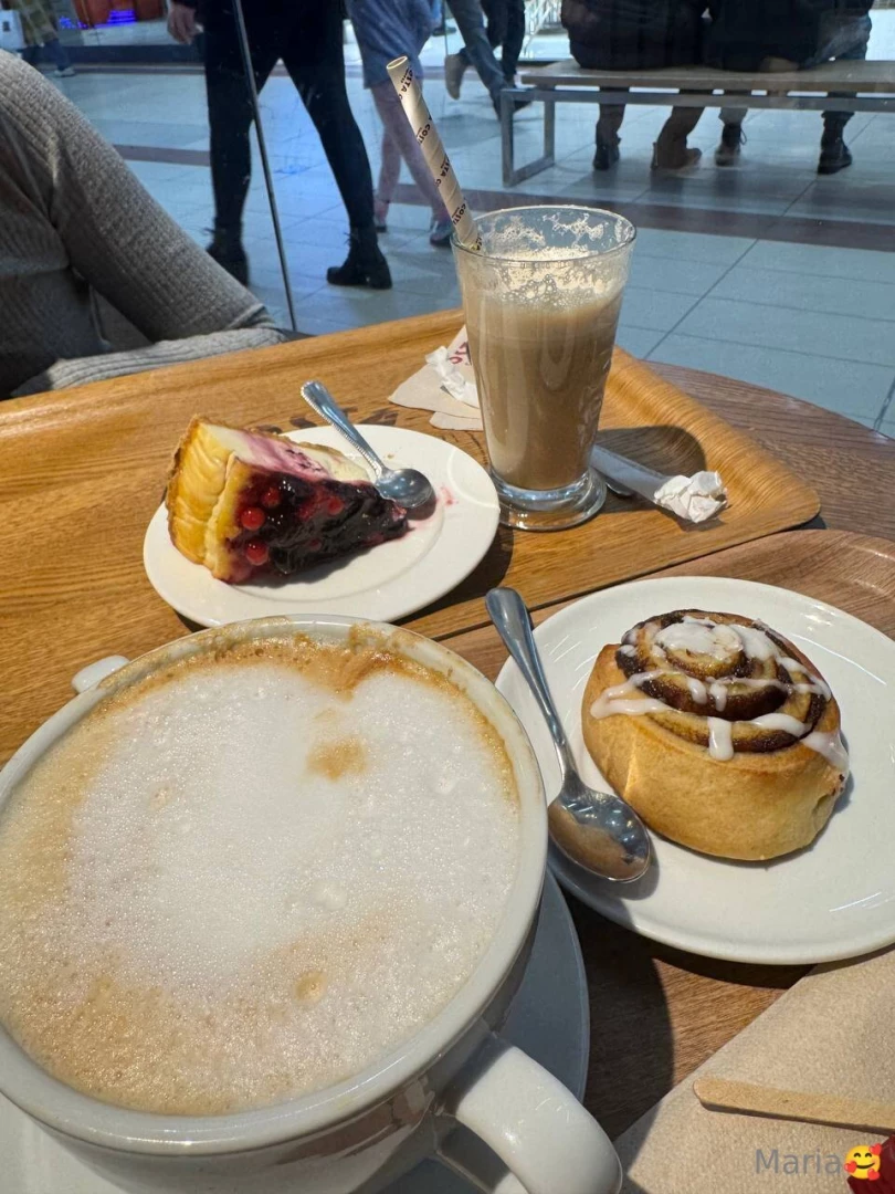 A little snack after a walk i love cinnabons 