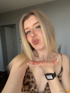 I m sending you a gentle kiss for good cheer