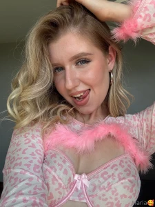 Sweet like candy but with a spicy twist do you think you can handle me