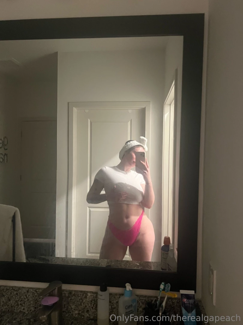 Serving looks and something extra 