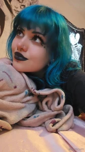 She s baaaack i missed being blue part 1