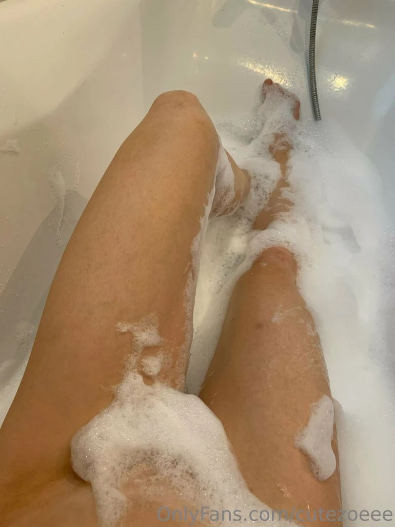 I seem cant reach those foam on my back can you help me babyy 