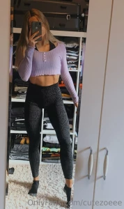 Ive heard you like girls in gym wear here i am