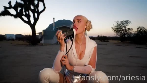 Princess leia asmr in this moment it s just us in this hidden corner