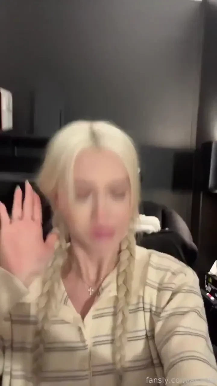 Playtime just got dirty fyp transition cosplay clown tits 