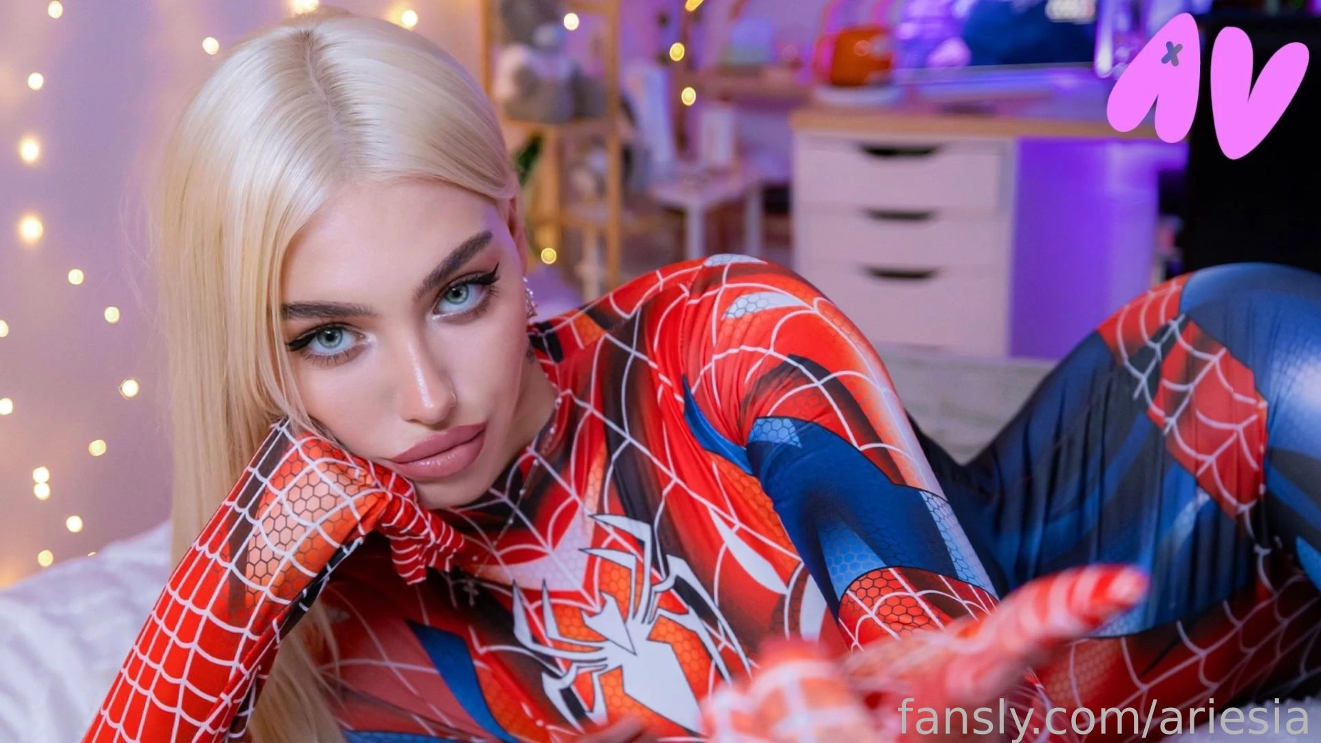 Hey there it s your friendly neighborhood spider girl swinging by to 