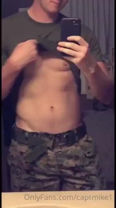 Marine veteran turned surgical assistant posting new content every day 