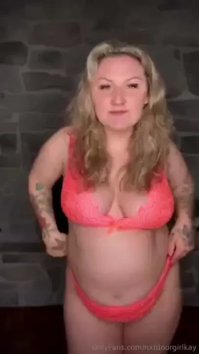 8 months pregnant - show me some love 