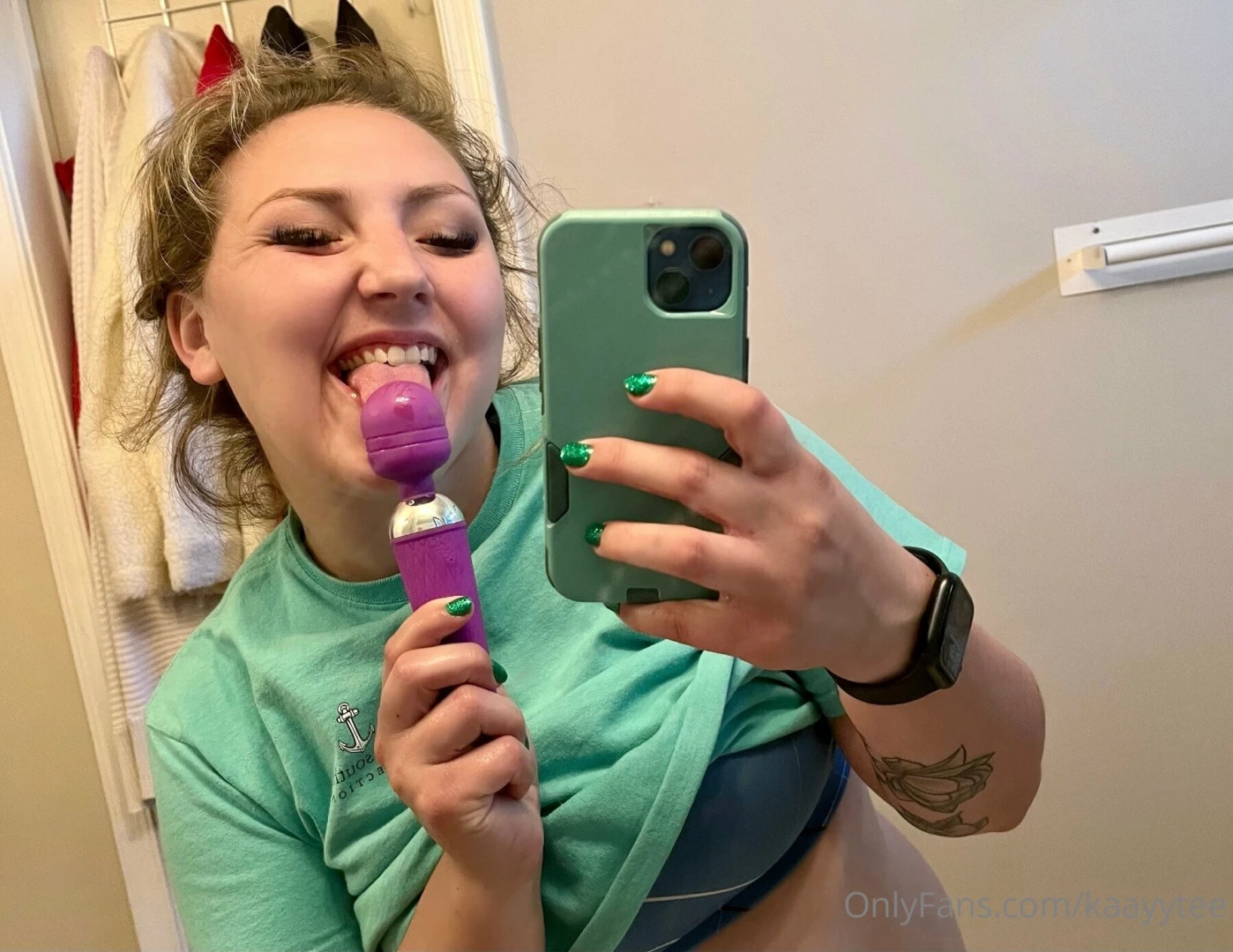 Are y all ready for my new toy to make me squirt an ocean it s a wet 