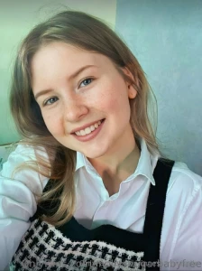 Free mollyshugarbabyfree dirty slut mollyshugarbabyfree is ready to part 522