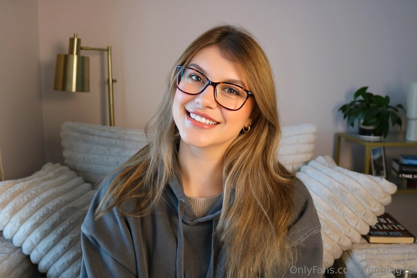 A smile is the best accesory 