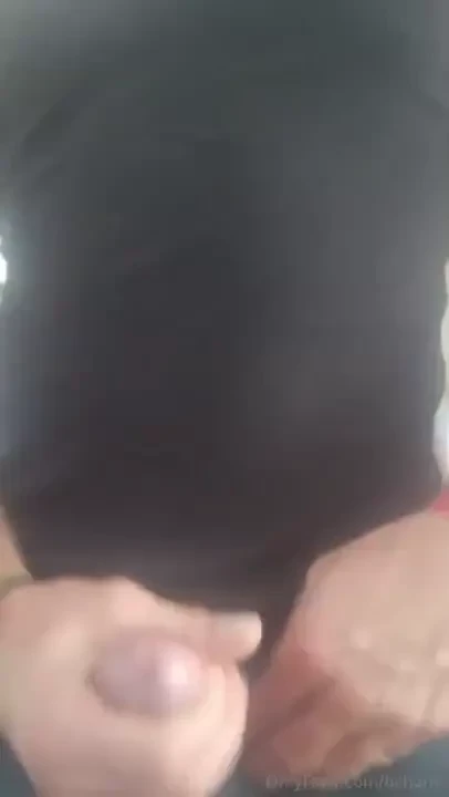 Are y all late night horny or early morning i m more first thing in 