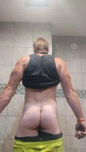 Just some mid gym pics part 1