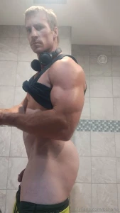 Just some mid gym pics part 3