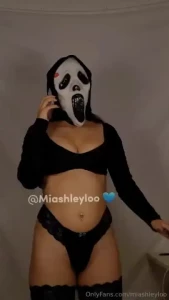 Recuerda contestar mis mensajes beb
