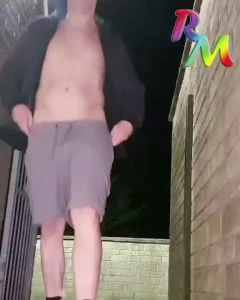 After making eight guys squirt at a local cruising area it was now my