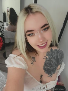 Not to be naughty but if you look at these selfies at work i hope your part 2