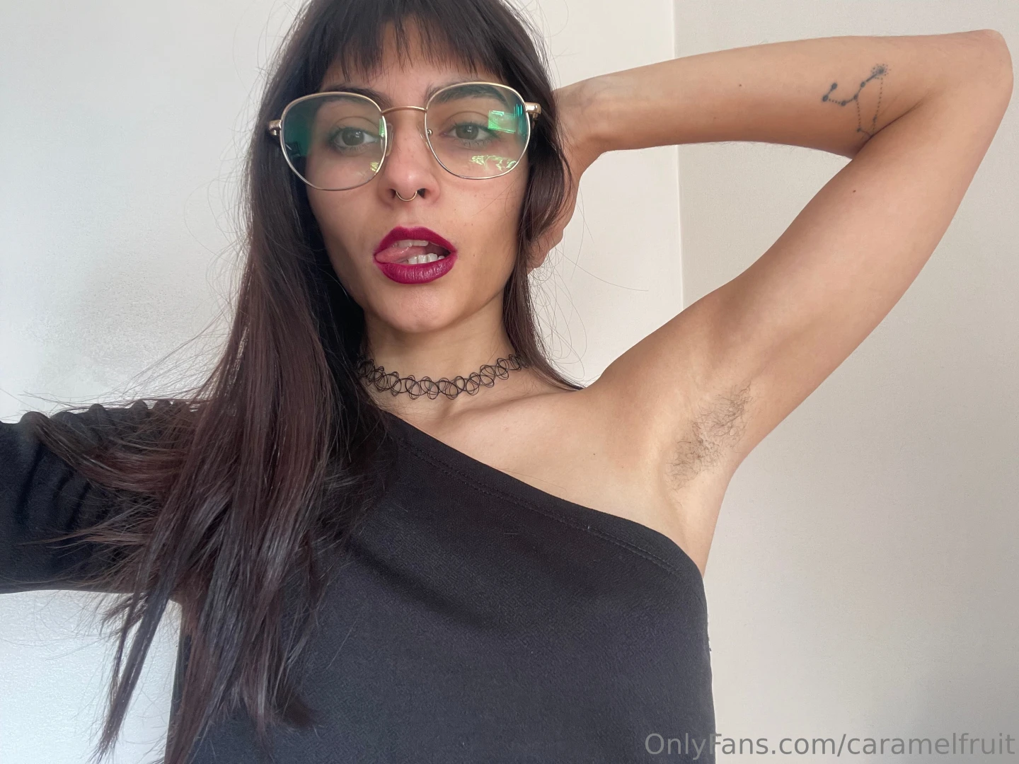 I m not here to please you you re here to please me understand your 