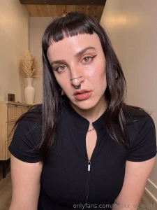 Unlock to unzip this dress