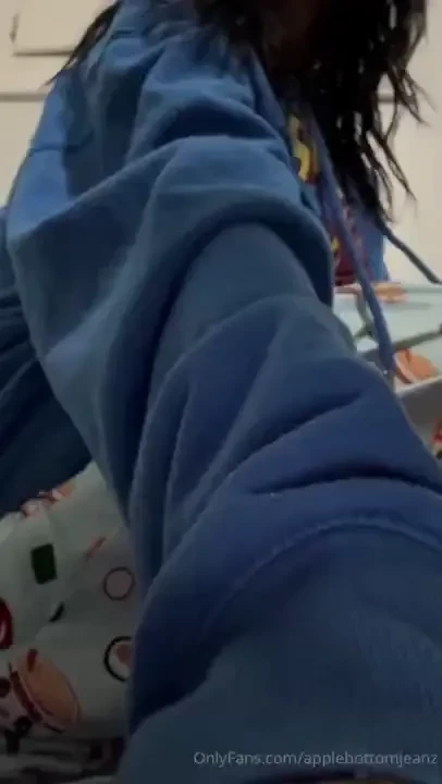 Sneaking into another room to make myself cum shh i have to be quiet 