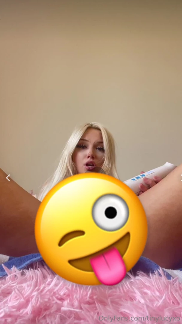 Good morning early bird live show im back join me while i fuck my 